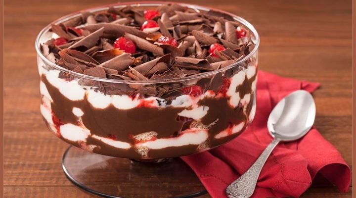 Pave de Morango com Chocolate
