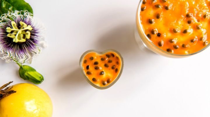 Receita de Mousse de Maracujá com a Fruta